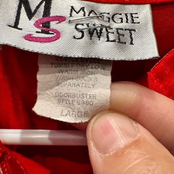 Maggie sweet 2pc Set Vibrant Red Button-Up Shirt & tank top LARGE - Picture 5 of 7